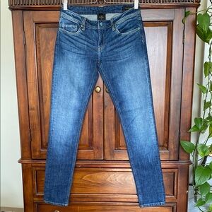 Genetic Denim The Shane mid rise medium wash cigarette leg Size 27